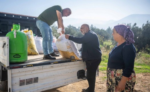 Bornova Belediyesi’nden üreticiye büyük destek