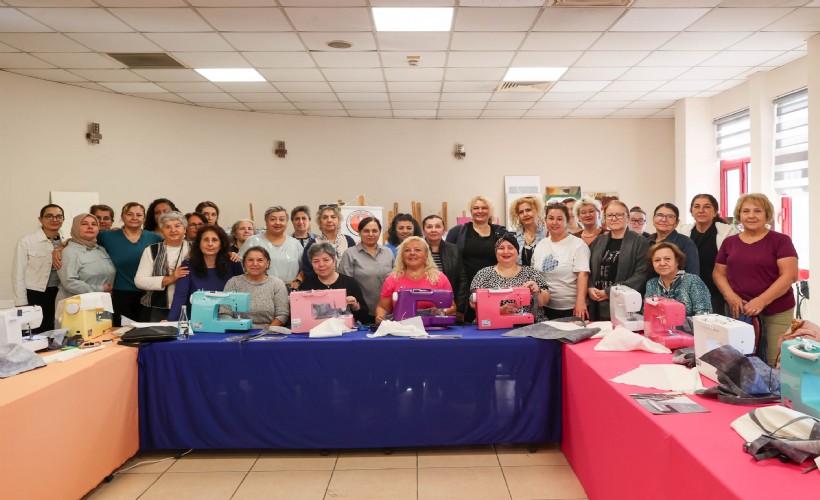 Bucalı kadınların emeği öğrencilere burs oldu