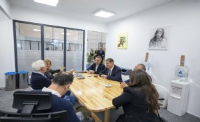 Büyükşehir'den 'Tugay'ın 4 tane makamı var' iddiasını yanıt: Başkanın makamı yok, açık ofisi var