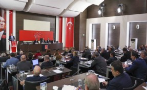 CHP'li eski vekillerden 'arınma' çağrısı: Ortak bildiriyle Özel'e seslendiler