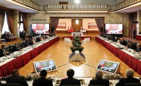 CHP’de İmralı çıkmazını Özgür Özel'in kararı netleştirecek!