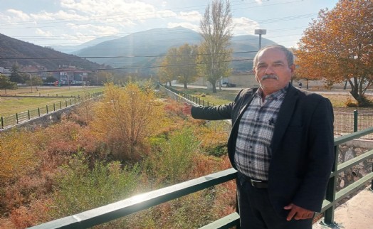 Çay Deresi ot ve atıklarla doldu