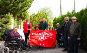 Çeşme Belediyesi Alaçatı Ek Hizmet Binası'na Kırmızı Bayrak ödülü