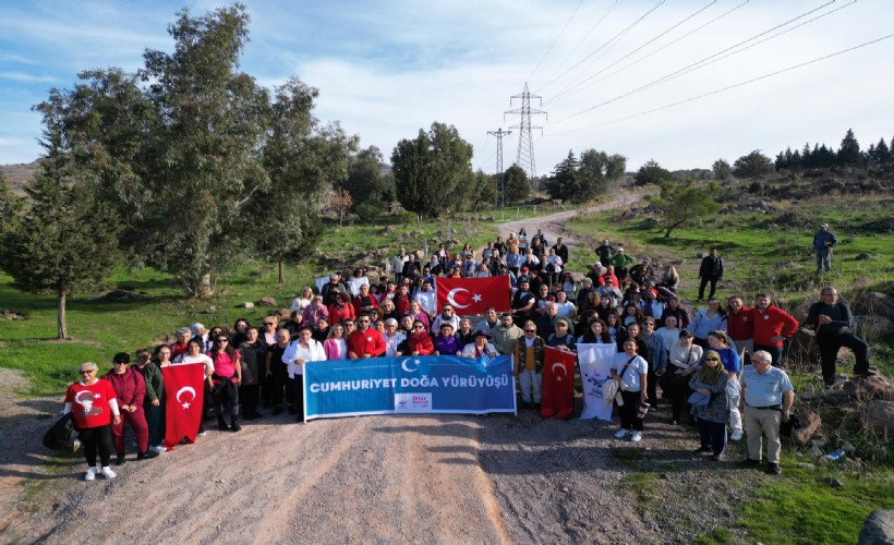 Çiğli’de Cumhuriyet coşkusu doğayla buluştu