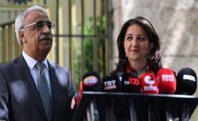 DEM Parti İmralı Heyeti, Abdullah Öcalan ile görüşmek üzere yola çıktı