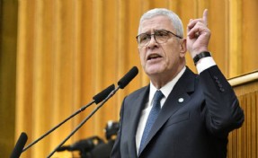 CHP’ye art arda operasyonlar Dervişoğlu’nu da çileden çıkardı!