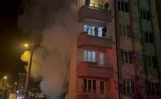 Elektrik prizinden çıkan yangın can aldı!