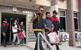Firari hükümlü çift yakayı ele verdi