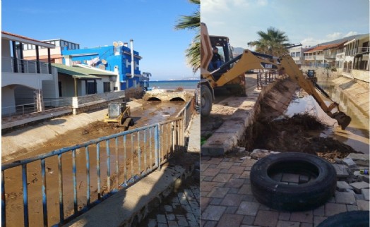 Foça’da rekor yağış sonrası dere temizliği ve alt yapı çalışmaları hız kazandı