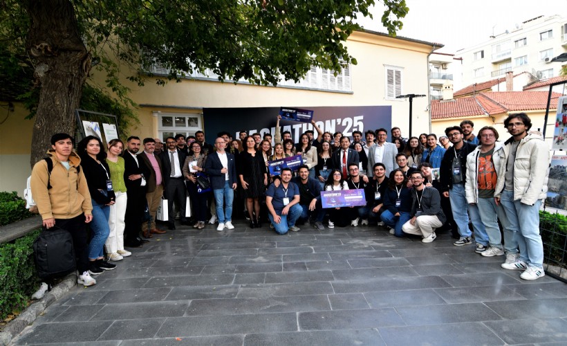 Genç beyinler afetlere dirençli Bornova için kod yazdı