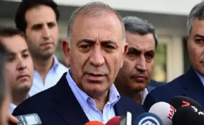 Gürsel Tekin CHP'nin hesaplarına erişmek için bankaya başvurdu