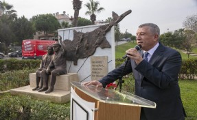 Güzelbahçe Bülent Ecevit'i unutmadı