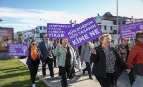 Güzelbahçeliler kadına şiddete 'hayır' dedi