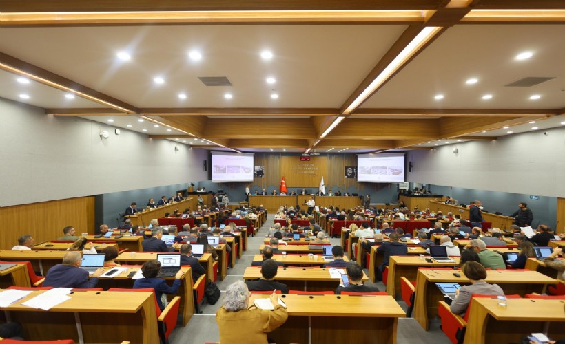 Harmandalı krizi Meclis'e yansıdı! AK Parti'li Kaner: Çöplüğümüze çöp atamıyoruz!