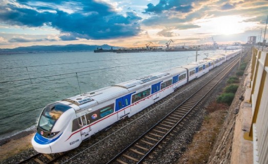 İZBAN’da yeni ücret tarifesi: Zam geri alındı!