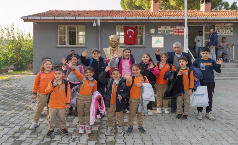 İzmir Büyükşehir’den 79 köye ücretsiz internet