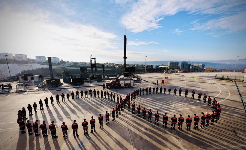 İzmir İtfaiyesi’nden 10 Kasım’da anlamlı tören