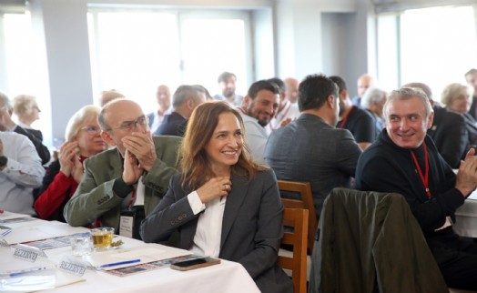 İzmir Kent Konseyleri Birliği, Karşıyaka’da ‘dayanışma’ için buluştu