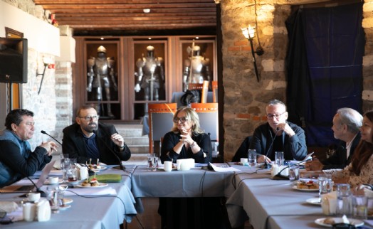 İzmir Şehir Tiyatroları Danışma Kurulu toplandı