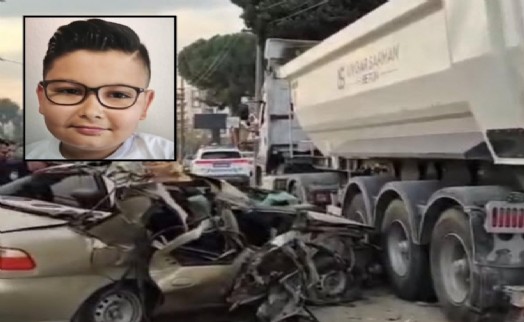 İzmir'de kazada ağır yaralanan 11 yaşındaki Rüzgar kurtarılamadı