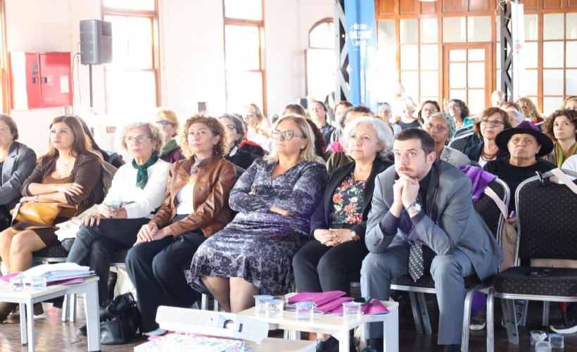 İzmir, kadınların katılımıyla güçleniyor