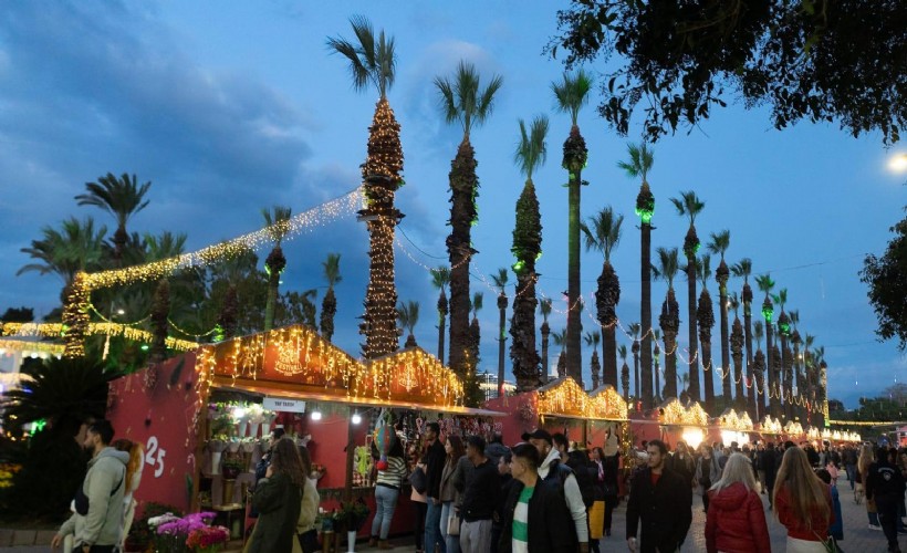 İzmir, yeni yılı rengarenk bir festivalle karşılıyor