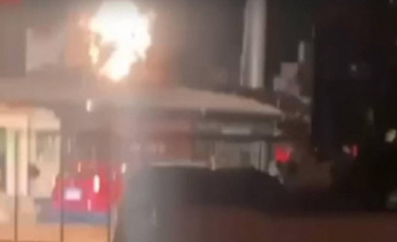 İzmir’de oto galeriye patlayıcı maddeli saldırı: 2 şüpheli gözaltında