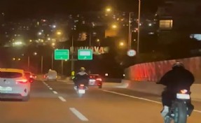 İzmir’de tek teker üzerinde ilerleyen motosiklet sürücüsüne 13 bin 420 lira ceza