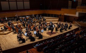 İzmir’de unutulmayacak bir klasik müzik gecesi