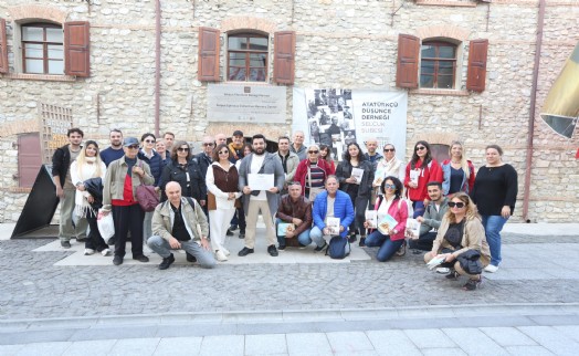 İzmirli turist rehberlerinden Efes Tarlası Yaşam Köyü’ne eğitim ziyareti