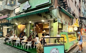 Karşıyaka'da farklı lezzet arayanların adresi: Zeytin Dalı Meze evi