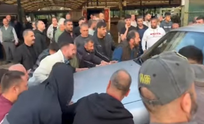 Karşıyaka meclisi olağanüstü toplanıyor: Bostanlı pazar yeri masada