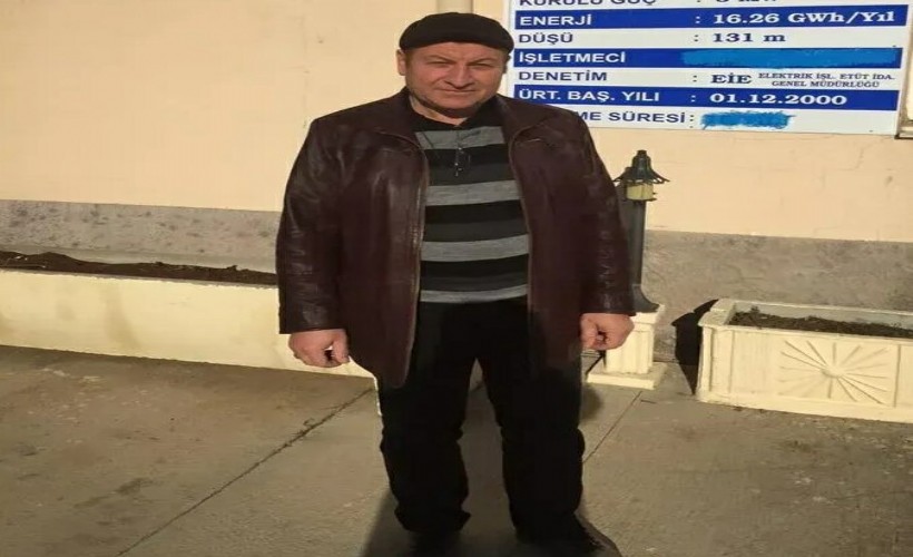 Kestane toplamak için çıktığı ağaçtan düşüp hayatını kaybetti