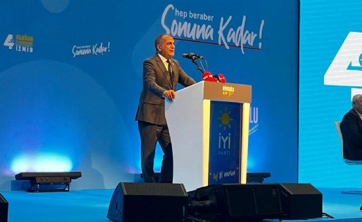 Kırkpınar'dan CHP'ye sert çıkış: Allah aşkına bu çöp İzmir'e yakışıyor mu?