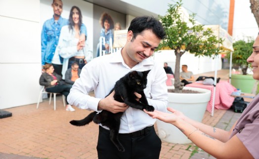 Konak’ta kalpler patili dostlar için attı