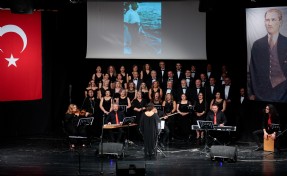 Konak’ta şarkılar Ata için söylendi