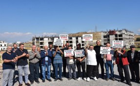 Uzundere'de hak sahiplerinden 'kira desteği' tepkisi: 'Gerçeklerden kopuk ve yetersiz'