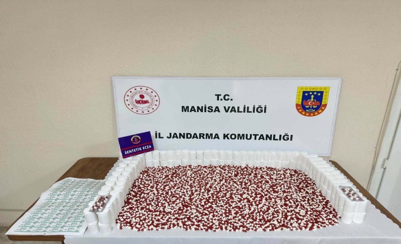 Manisa'da 9 bin 140 adet sentetik ecza hap ele geçirildi