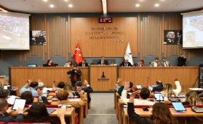 Harmandalı krizi Meclis'e yansıdı! AK Parti'li Kaner: Çöplüğümüze çöp atamıyoruz!