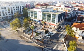 Menderes Ata’yı Anacak