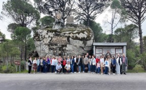 Menderes Belediyesi öğretmenlerin gezisini düzenledi