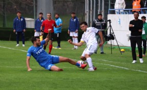 Menemen FK'da kan kaybı sürüyor!