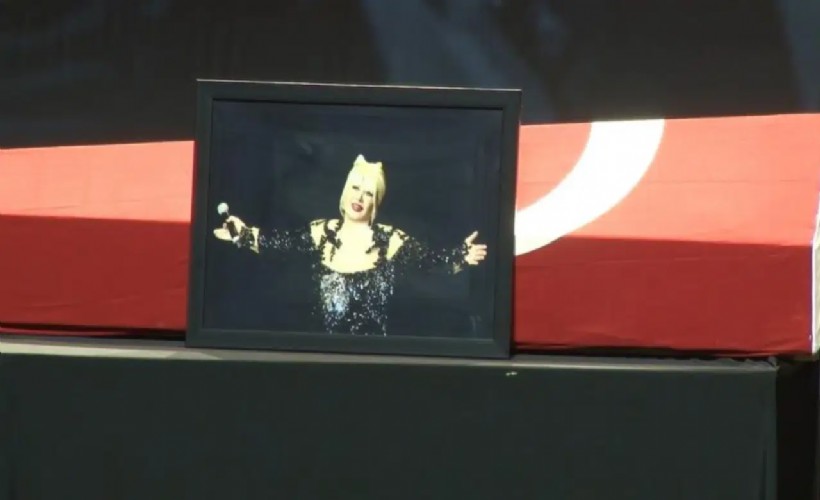 Muazzez Abacı'ya veda: Torunundan duygu dolu veda...