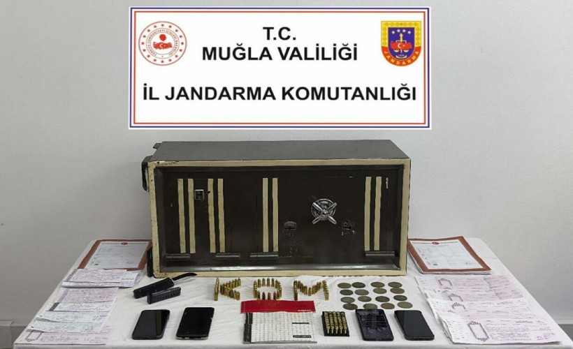 Muğla'da tefeci operasyonu: 4 gözaltı