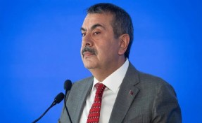 Tekin'den yeni açıklamalar: Okullarda ara tatiller kaldırılıyor!