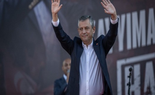 Özgür Özel KKTC yolcusu