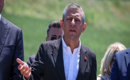 Özgür Özel'den gazetecilere gözaltı dalgasına ilk tepki!