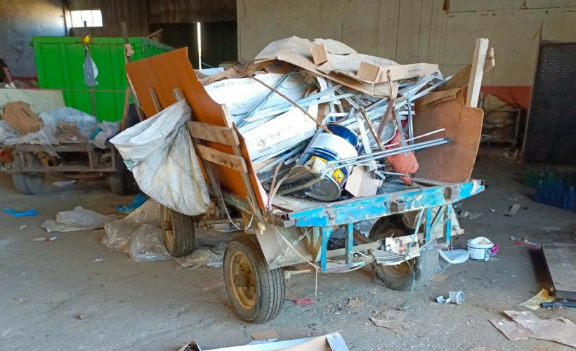 Salihli'de hırsızlık amacıyla kullanılan at arabalarına el konuldu