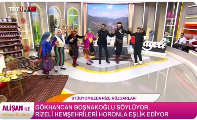 TRT'den Atatürk'e büyük saygısızlık: 10 Kasım'da horon tepip türkü söylediler