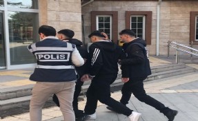 Telefon dolandırıcıları yakayı ele verdi